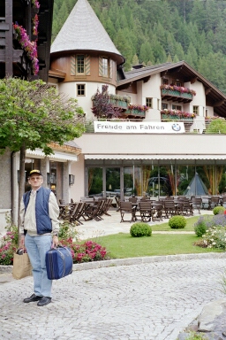 zum Hotel Central im Ötztal.